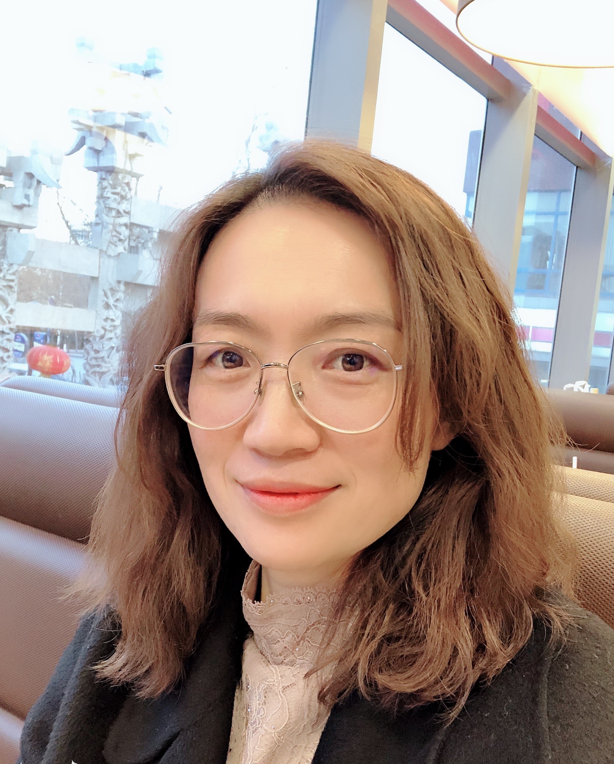 王丽.jpg