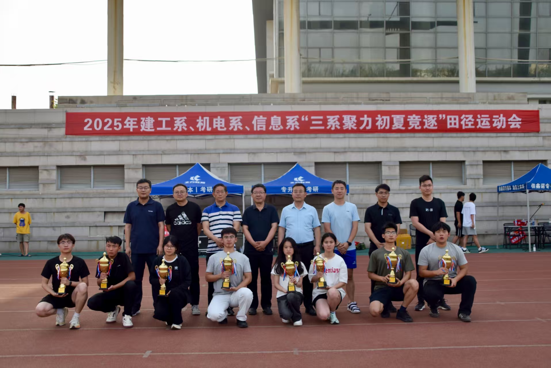 9e0b40173b32d5facf2cae98da62078.jpg
