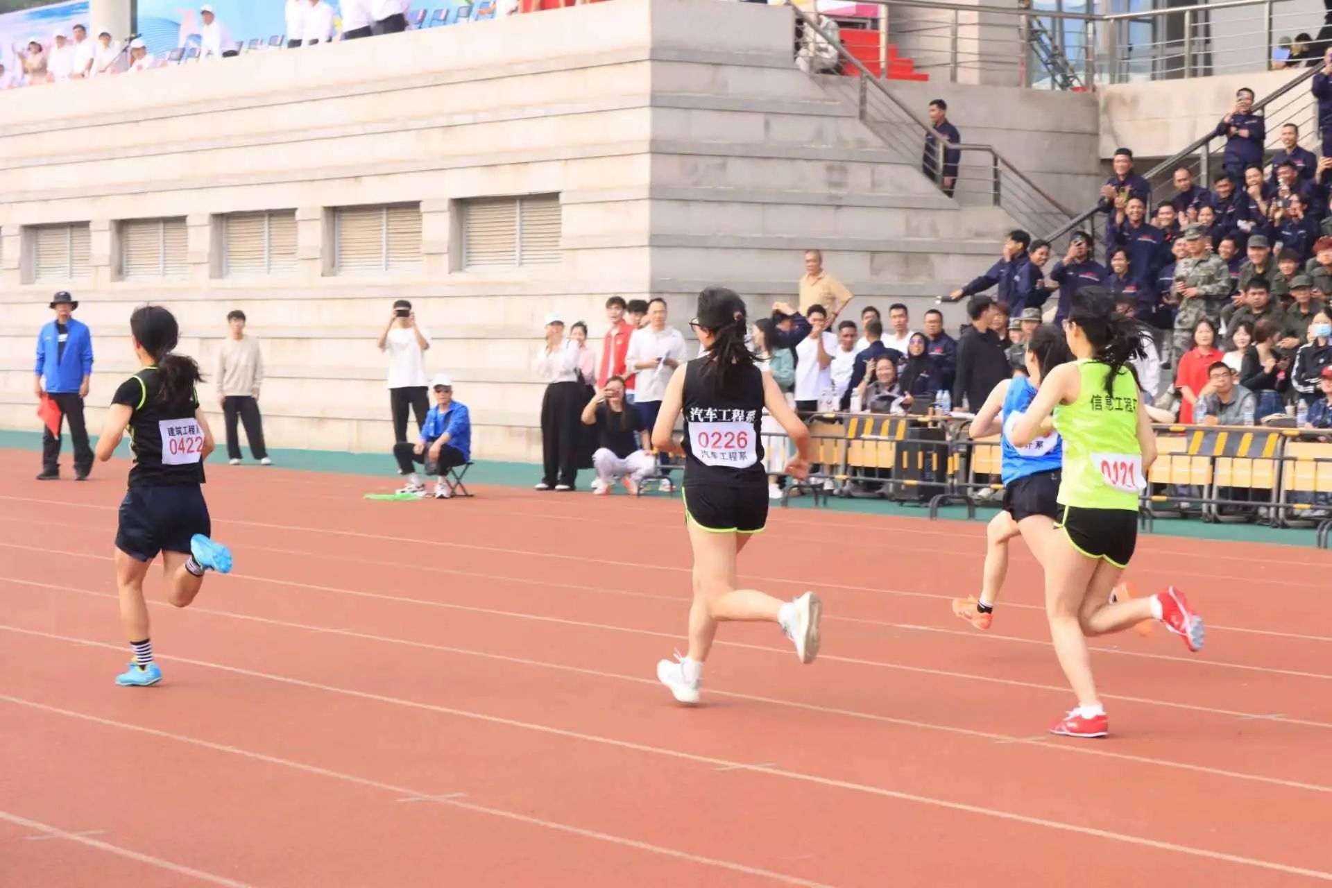 b6365a88e02d58db83ff87698d40b4cb.jpg