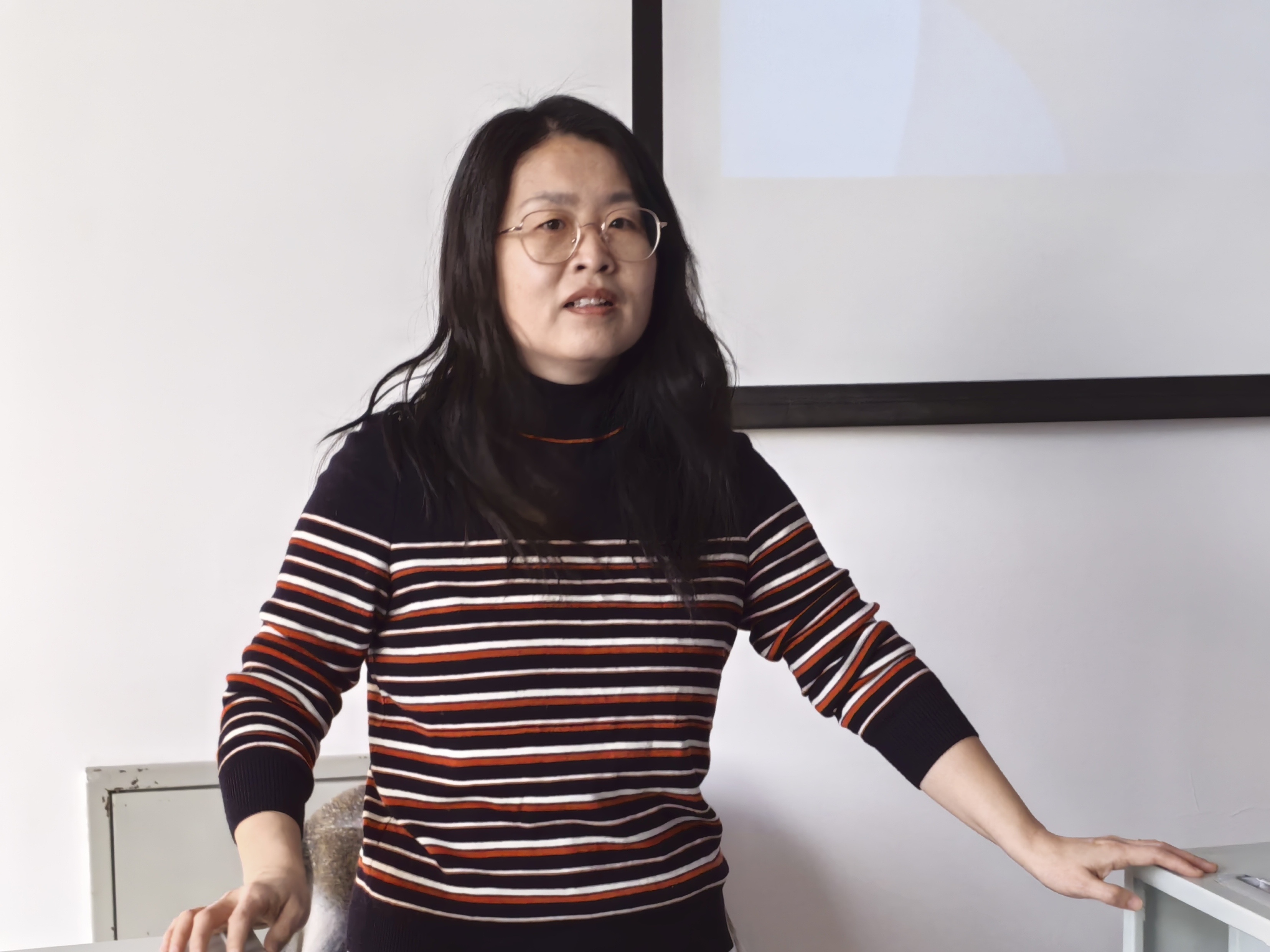 胡慧敏.jpg