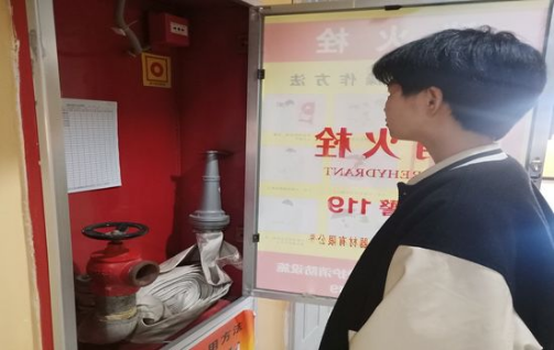 图1.png