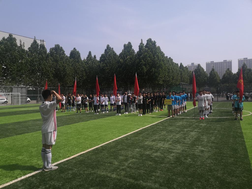 图4足球联谊赛.jpg