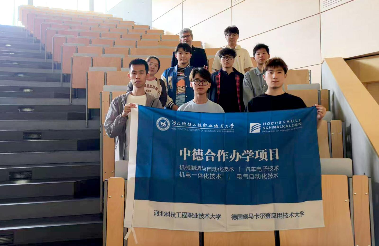 封面1.jpg