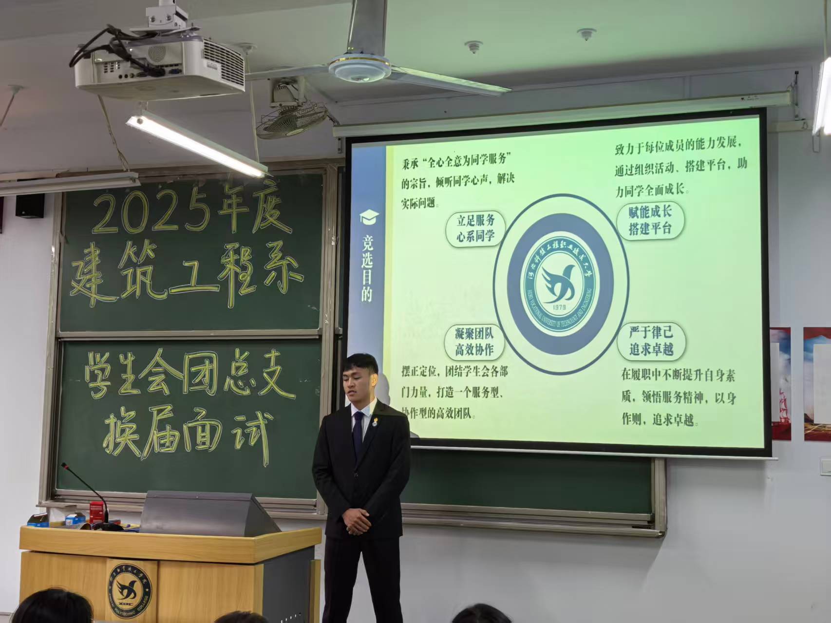 b2a9806b3bacc8dac18a77b620837ce.jpg