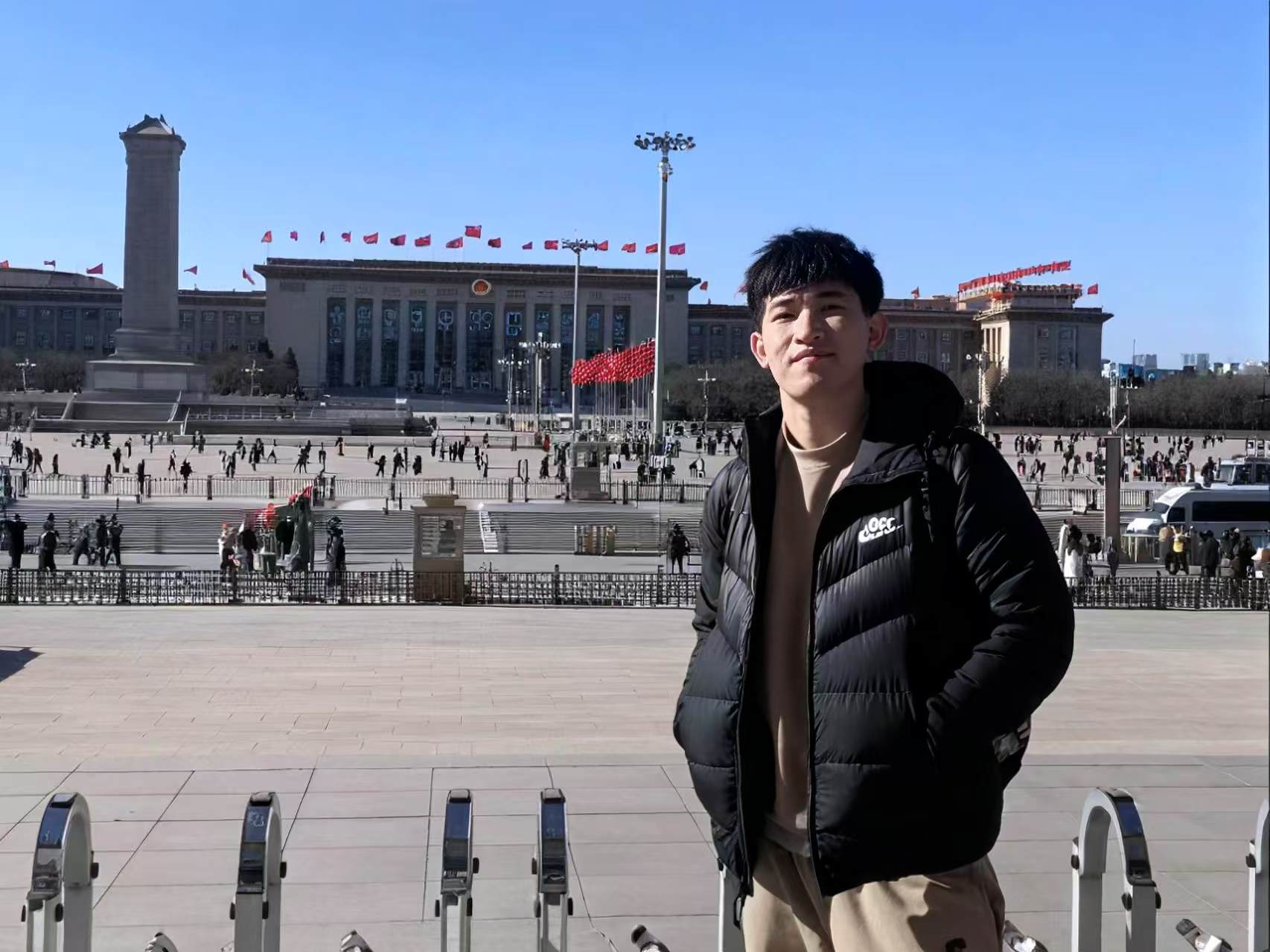 焦泽轩-个人照片.jpg